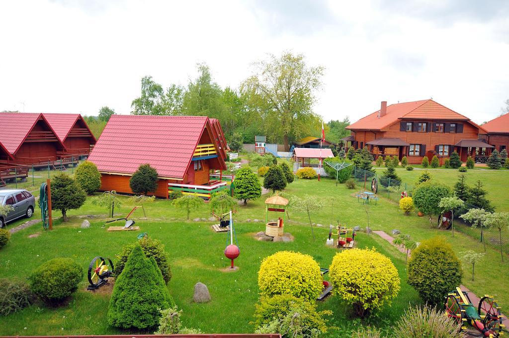 Osrodek Wczasowy Domino Bis Dźwirzyno Exterior foto