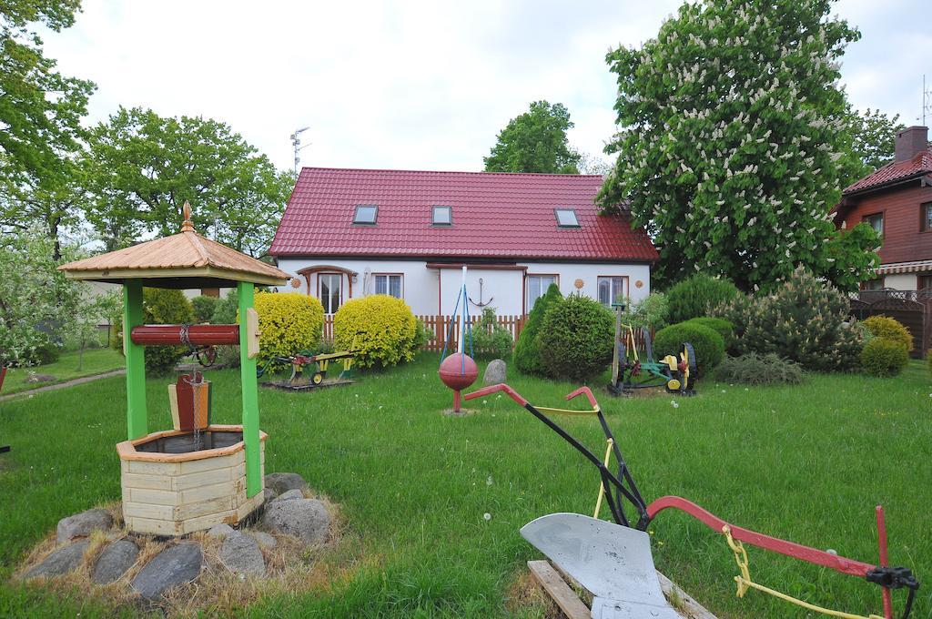 Osrodek Wczasowy Domino Bis Dźwirzyno Exterior foto